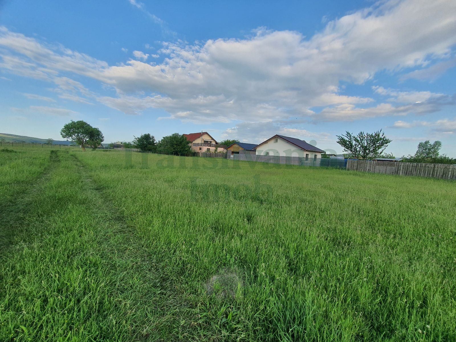 Teren rezidential Bod-Brasov zona de case miniatura 3