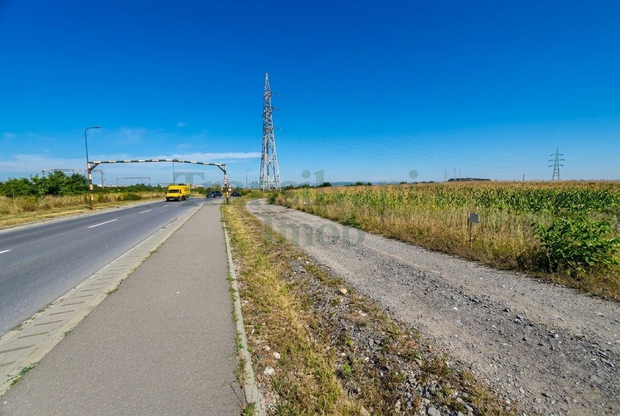 TEREN INTRAVILAN 8.752 MP – ZONĂ INDUSTRIALĂ – BRAȘOV miniatura 3